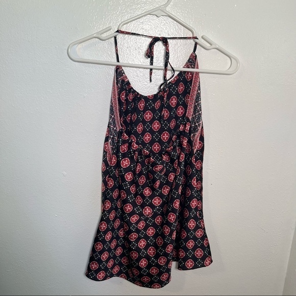 Loft Adjustable Halter Top Black White Red Geo Floral - Picture 6 of 10